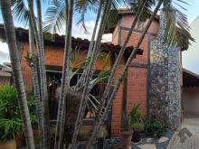 Casa estilo rústico no centro de Bonito-MS