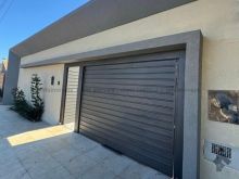 Casa de alto padrão com 4 quartos