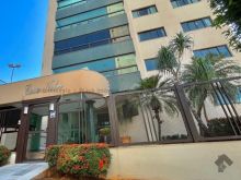 Amplo apartamento no Edifício Casa Nobre