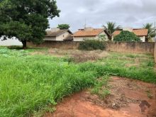Dois terrenos juntos no Aero Rancho