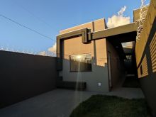 Casa com suíte e acabamento fino