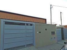 Casa ampla com edícula independente