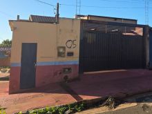 Imóvel para comércio e residência com piscina