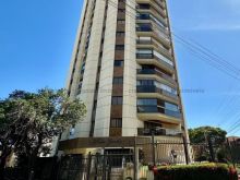 Cobertura de alto padrão com vista privilegiada