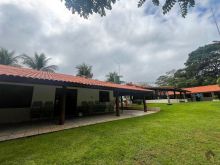 Linda chácara com pesqueiro