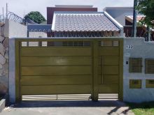 Belíssima casa no Jardim Jacy