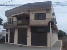 Prédio comercial - esquina