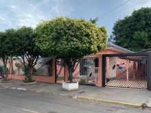 Casa na região central de Bonito - MS