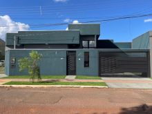 Casa esquina - Vila Carlota