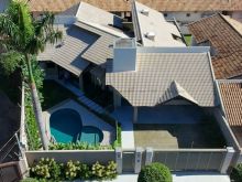 Magnífica casa de alto padrão no Chácara Cachoeira