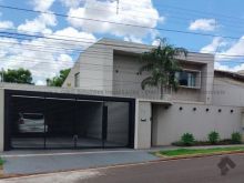 Sobrado bem localizado no Rita Vieira