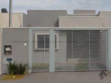 Linda casa com 3 quartos - suíte