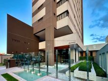 Edifício Twin Tower - andar alto