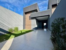 Três quartos - sendo uma suíte e área gourmet