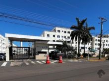 Apartamento mobiliado com suíte e sacada