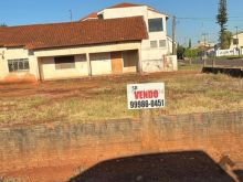Terreno de esquina - super bem localizado