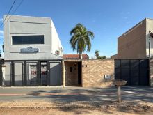 Oportunidade - sobrado amplo com escritório na frente