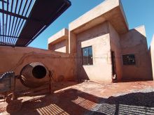 03 quartos - casa moderna - arejada e funcional