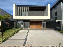 Alphaville IV - arquitetura e projeto sofisticado