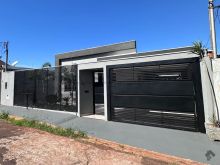 Casa térrea com amplo espaço