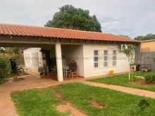 Ampla casa com 3 quartos em terreno de 600 m²