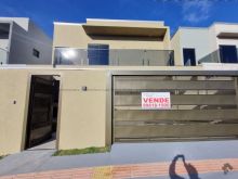 Sobrado novo - 3 dormitórios - fino acabamento