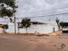 Terreno esquina 670m² - próximo à avenida Bandeirantes