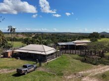 Fazenda montada para pecuária