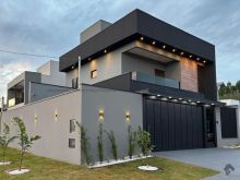 Belíssimo sobrado no Jardim Cristhais II