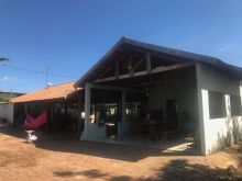 Excelente terra preta e rica em água com lago