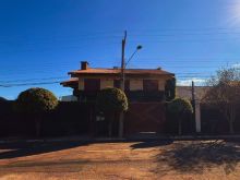 Sobrado com dupla aptidão no Itanhangá Parque