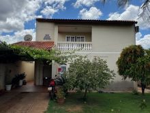 Casa de frente para Lagoa Itatiaia