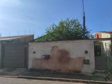 Casa com 3 quartos sendo 1 suíte