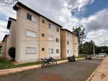 Apartamento com 02 quartos - Residencial Itajobi