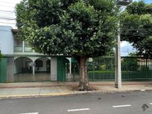 7 salas e elevador no centro da cidade