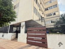 Apartamento reformado - Edifício Inah - 1 suíte e 3 quartos