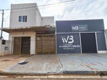 Sobrado com salão comercial