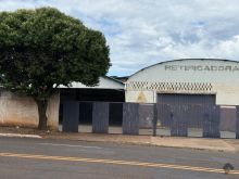 50 metros de frente para Mascarenhas