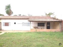 Casa no Itatiaia - com terreno amplo