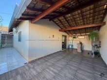 Casa em condomínio - 2 quartos - espaço gourmet e garagem coberta