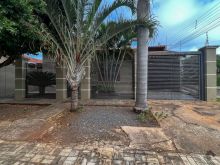 Excelente imóvel de esquina