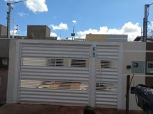 Perto da UFMS e Lago do Amor - 2 quartos - 2 vagas