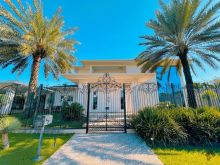 Mansão neoclássica - um verdadeiro oásis de luxo