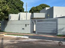 Casa nova em ótima localização