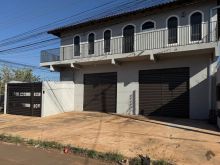 Sobrado comercial e residencial