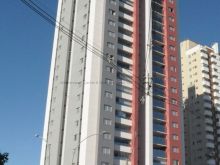 Lindo apartamento - rico em armários