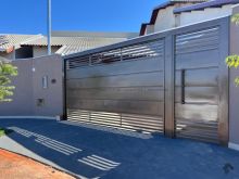 Linda casa perfeita para sua família 03 suites