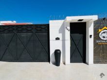 Casa e ponto comercial na melhor localização