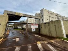 Apartamento semi mobiliado