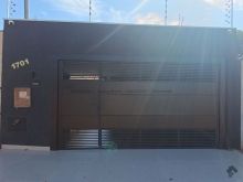 Casa Itamaracá no asfalto